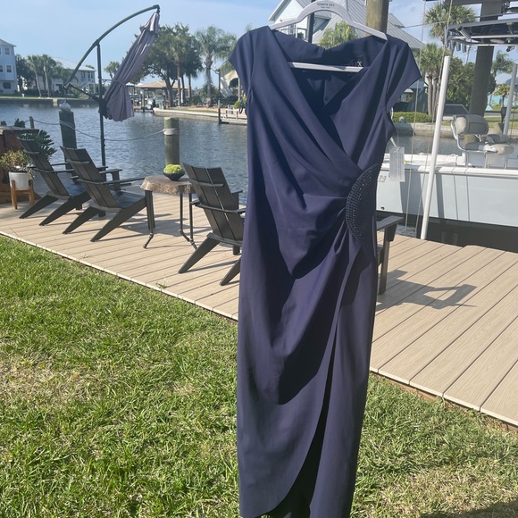 Alex Evening - Picture 6 of 12